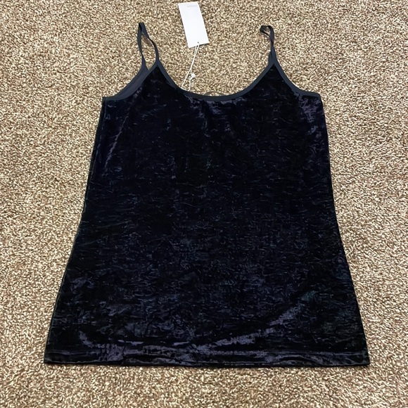 Vince Tank top. Women’s size M. NWT - Picture 4 of 6